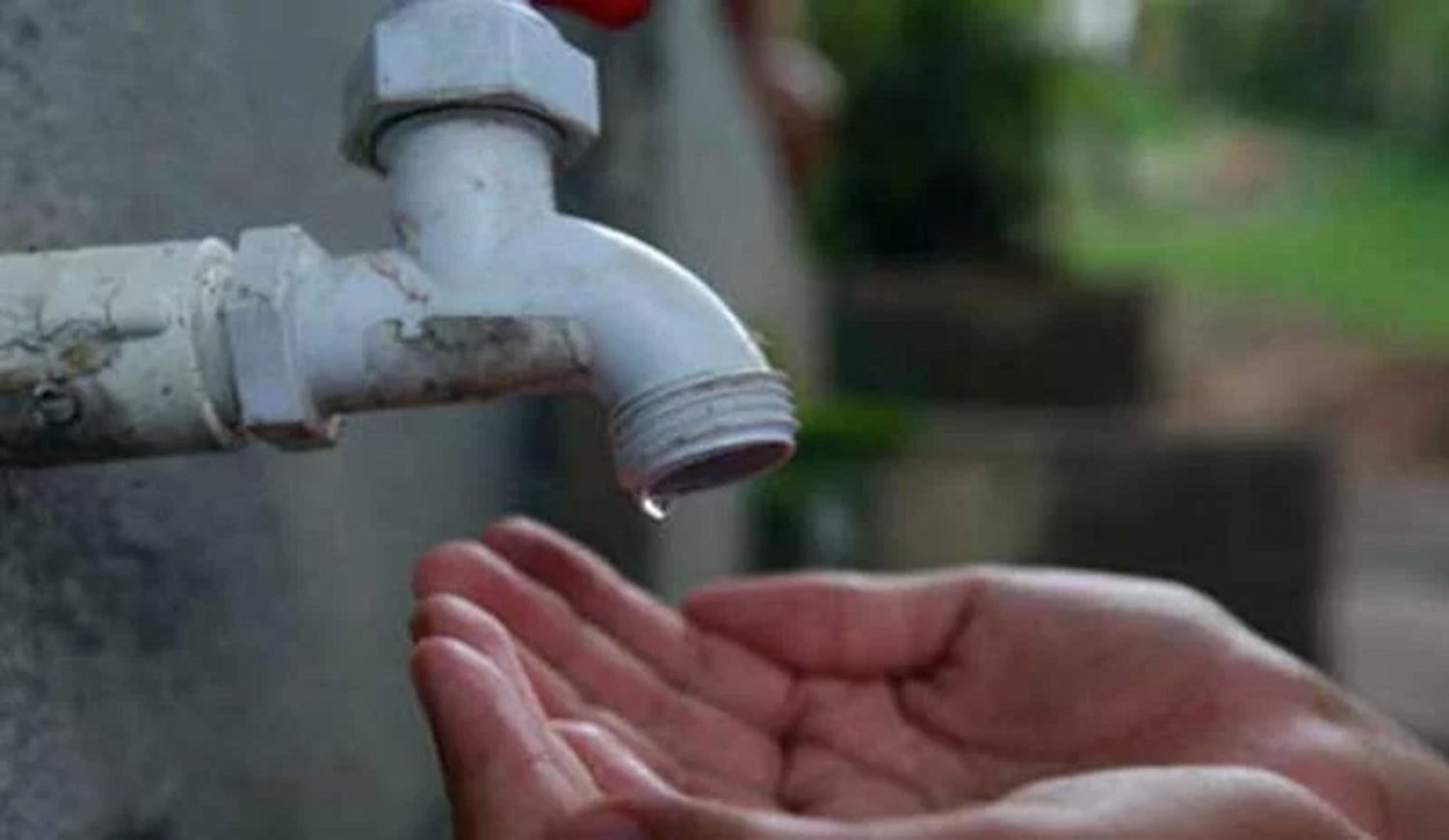 Tucumán: reclamo de vecinos por la angustiante falta de agua en el Barrio Ciudadela
