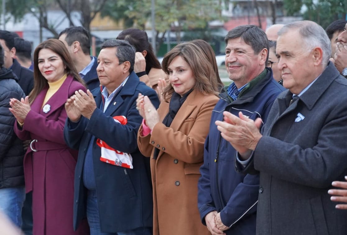 Jaldo inauguró obras en Bella Vista y entregó vehículos junto al ministro del Interior