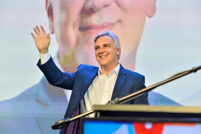 En modo electoral: el Gobierno de Córdoba aumenta las jubilaciones y la mínima sube de 380.000 a 700.000