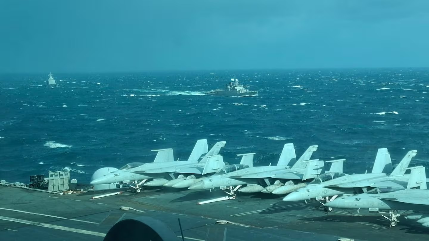 El imponente despliegue del portaaviones nuclear de EE.UU. y los ejercicios con la Armada argentina. Video