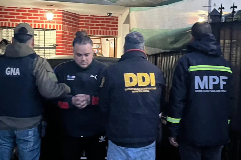 Tras cuatro años prófugo, trasladaron a Tucumán a “Ricky” Puenzo, acusado de transfemicidio