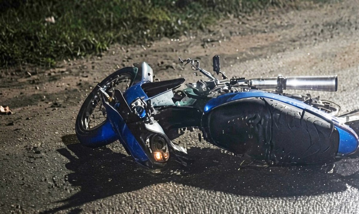 Buscan al conductor que atropelló y abandonó a un motociclista que murió en la vieja traza de la Ruta 38 a la altura de Alberdi
