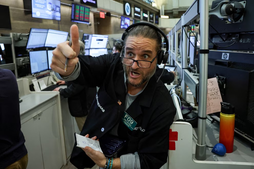 El riesgo país argentino vuelve a bajar y toca un nuevo mínimo en más de ocho años