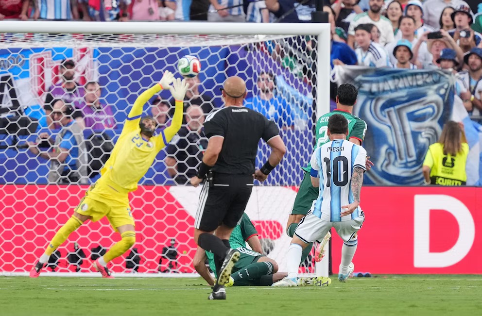 Hat Trick de Messi en el debut argentino en el Mundial 2026: a punto de cumplir 39 años le dio el triunfo al seleccionado albiceleste