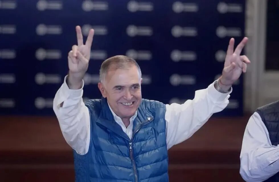 Nueva encuesta nacional: Jaldo alcanzó el 54% de imagen positiva y se ubicó entre los tres gobernadores mejor valorados del país