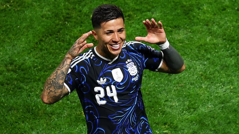 ¡Argentina 2-1 Inglaterra! Lautaro Martínez da vuelta el partido y acerca a la Albiceleste a la final