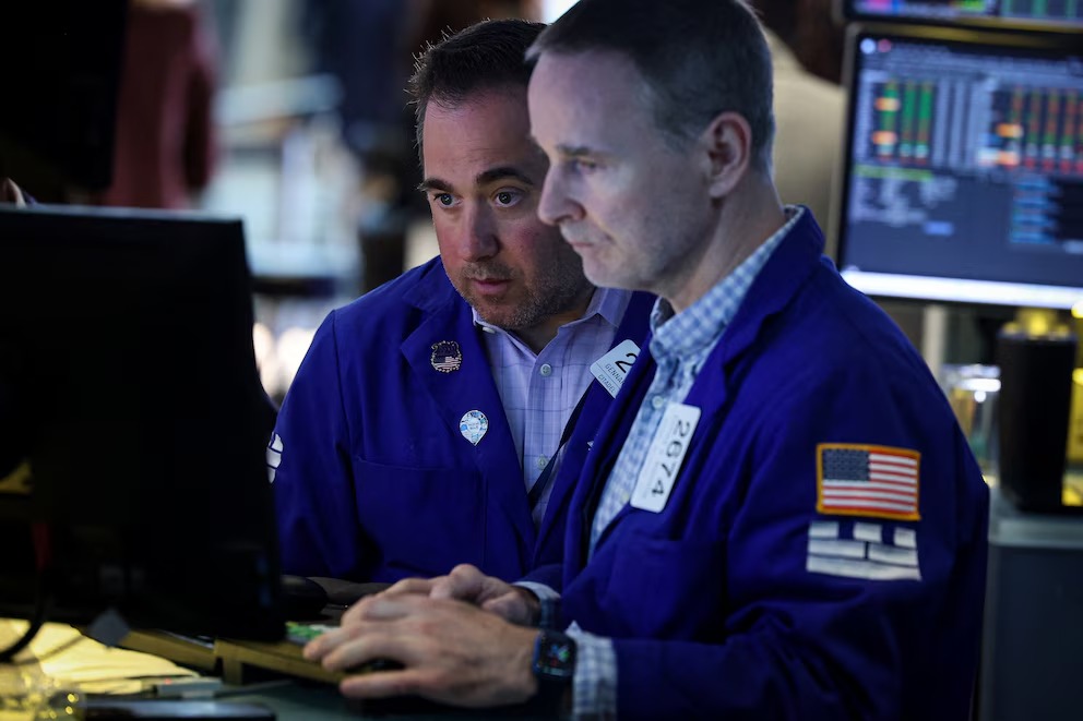 Mercados: subieron las acciones y los bonos argentinos tras la presentación del programa financiero