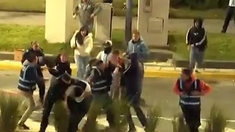 Incidentes en el Obelisco tras el triunfo de Argentina ante Egipto por el Mundial 2026: detenidos y agentes heridos