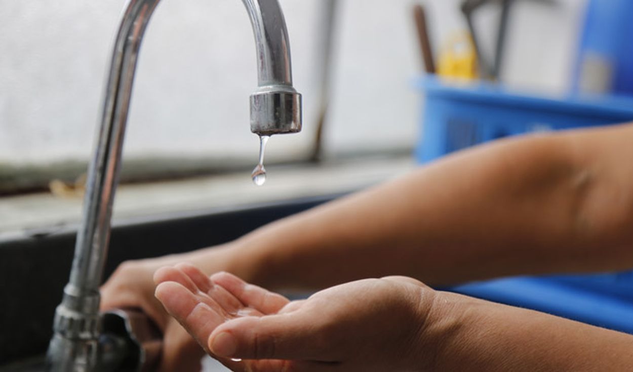 Yerba Buena a secas: vecinos de la calle Caracas al 2300 llevan tres días sin agua en pleno invierno