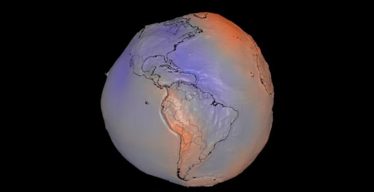 La NASA mostró una nueva imagen de la Tierra: ni esfera perfecta ni disco plano