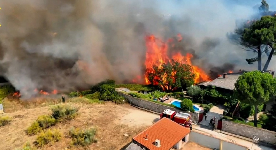 Incendios descontrolados en España: ya arrasó más de 45 mil hectáreas en Madrid y Ávila