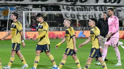 Gigantes en crisis: River y Boca arrancaron el torneo con derrotas que encendieron las alarmas