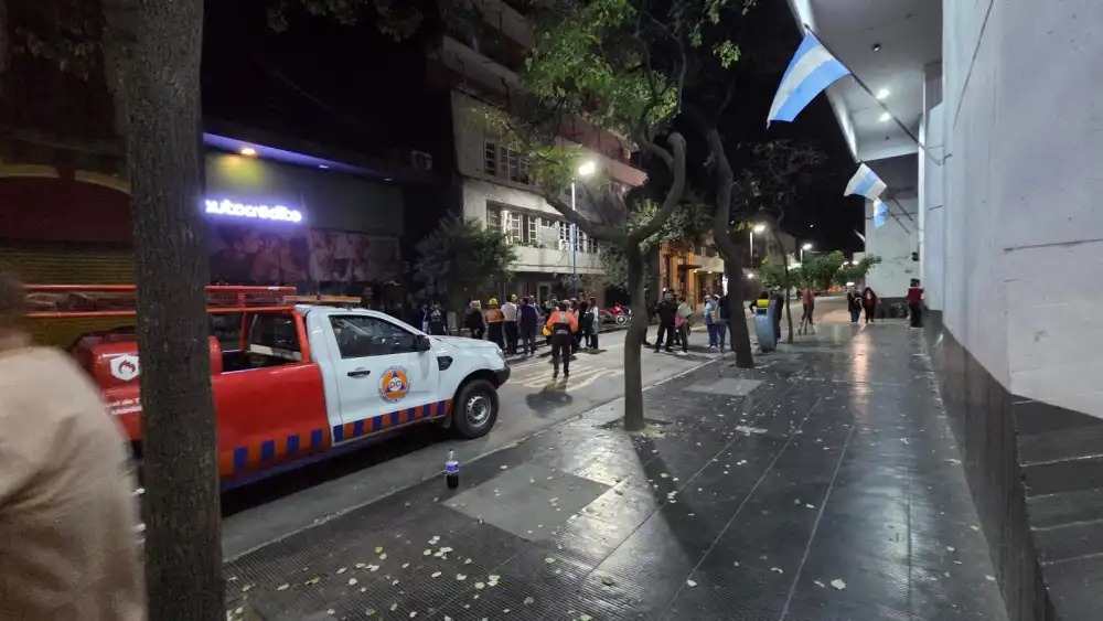 Explosión en edificio del microcentro tucumano: se encuentra en estado crítico el hombre que sufrió quemaduras en el 65% del cuerpo