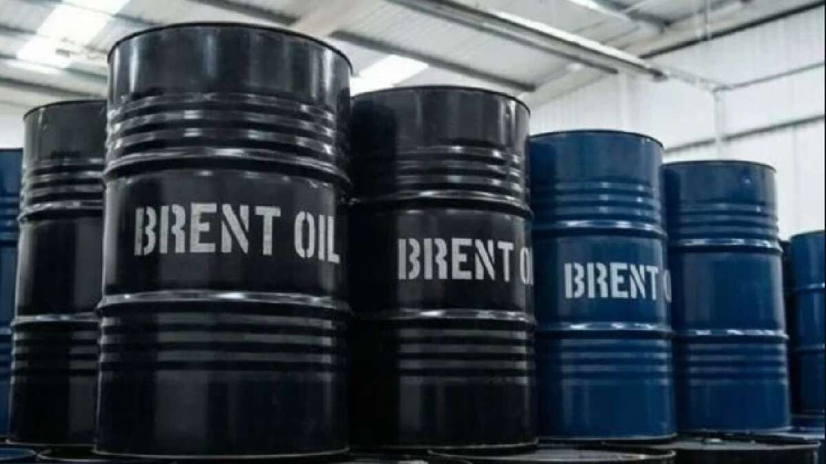 El petróleo se desploma y Wall Street sube ante la expectativa de un posible acuerdo de paz entre EEUU e Irán