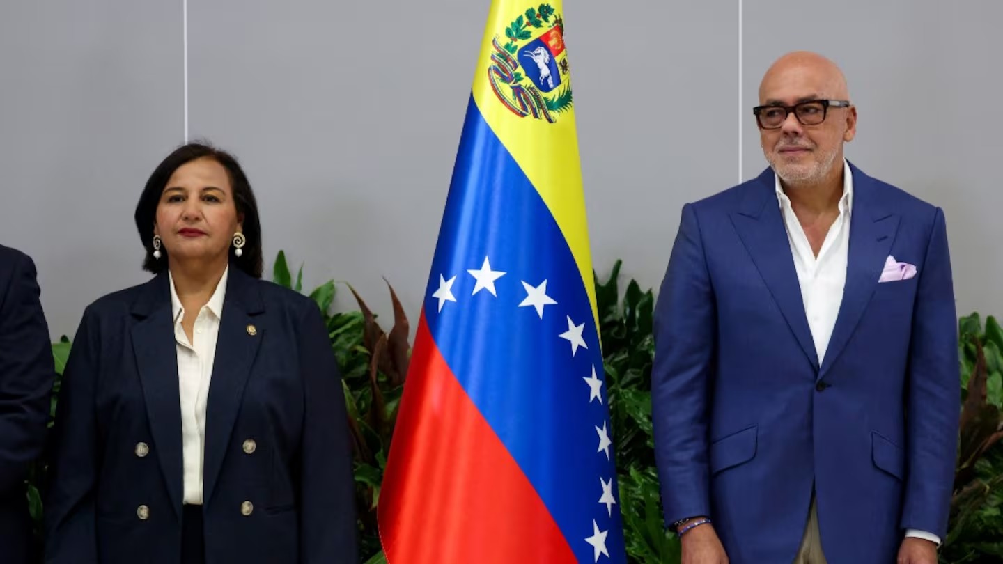 Transición política en Venezuela: el chavismo y un sector de la oposición comenzaron formalmente un nuevo diálogo