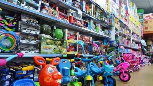 Las ventas del Día del Niño reactivan el centro tucumano: comercios abrirán en horario corrido