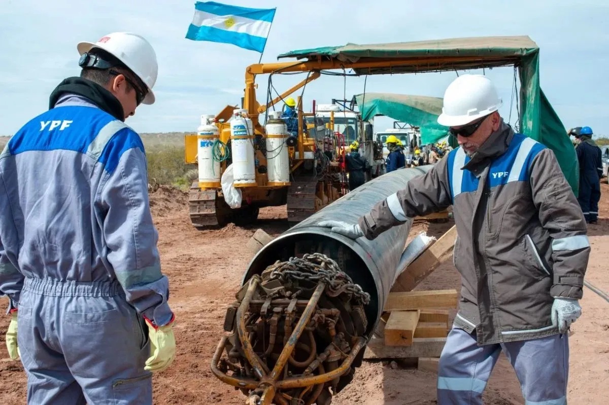 YPF: “Vamos a exportar 10.000 millones de dólares por año y se generarán 20.000 puestos de trabajo”