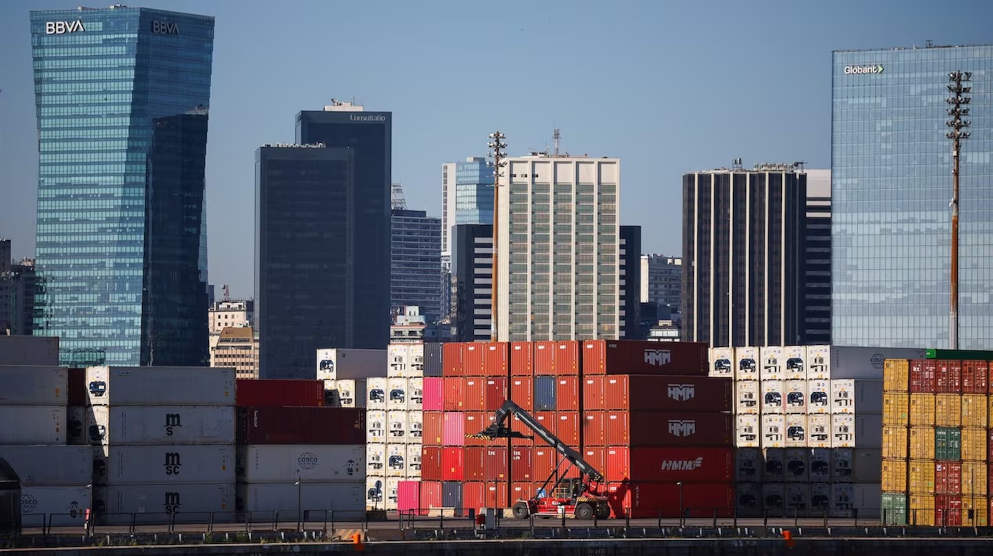 Argentina registró un récord de exportaciones en julio y el superávit llegó a USD 2.115 millones