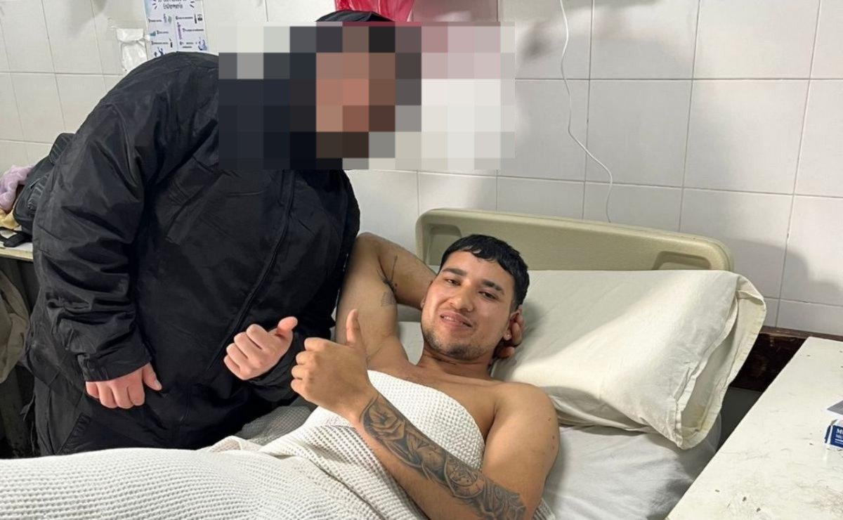 Increíble: un joven sobrevivió a la caída de un tercer piso, a un accidente de moto y ahora fue atropellado por un patrullero cuando salía del hospital