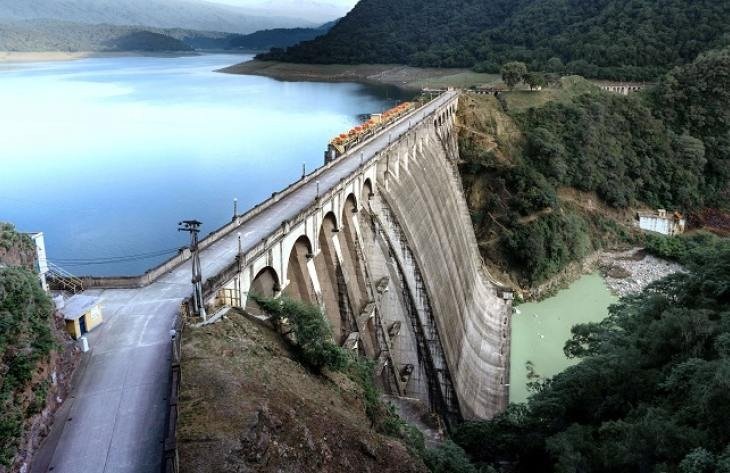 Tucumán: restringen las actividades en el Dique Escaba por floración masiva de algas