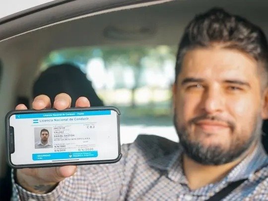 San Miguel de Tucumán habilita el uso de la Licencia de Conducir Digital: qué cambia y cómo utilizarla