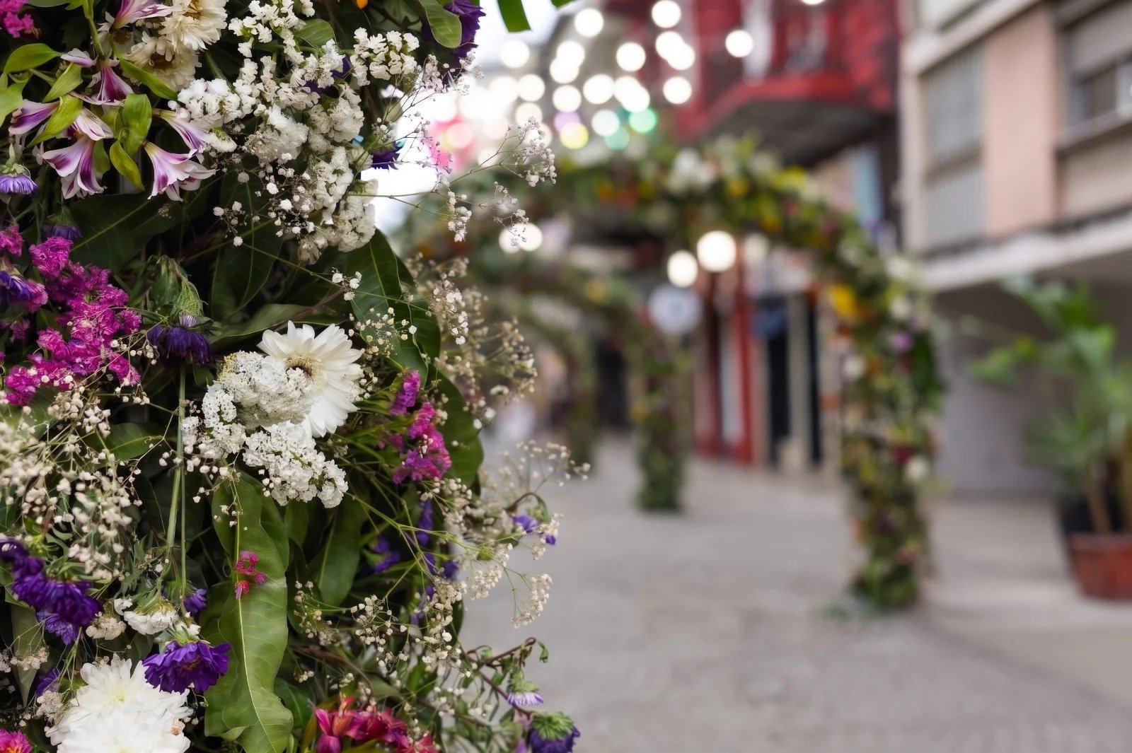 SM de Tucumán recibe la primavera con música en vivo, ferias y mucho color